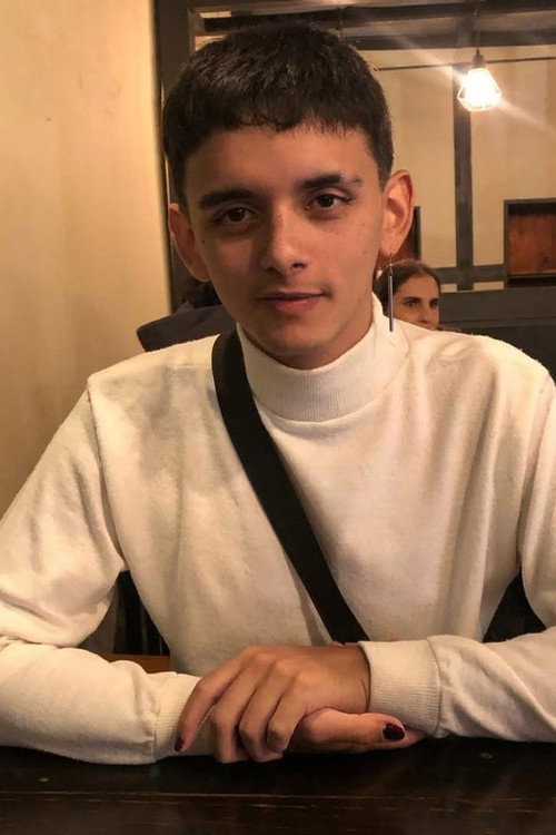 Рензо Фернандез