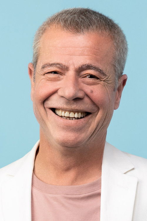 Левент Йüксел