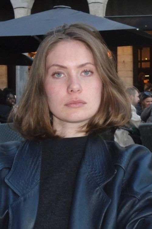 Наноу Левал