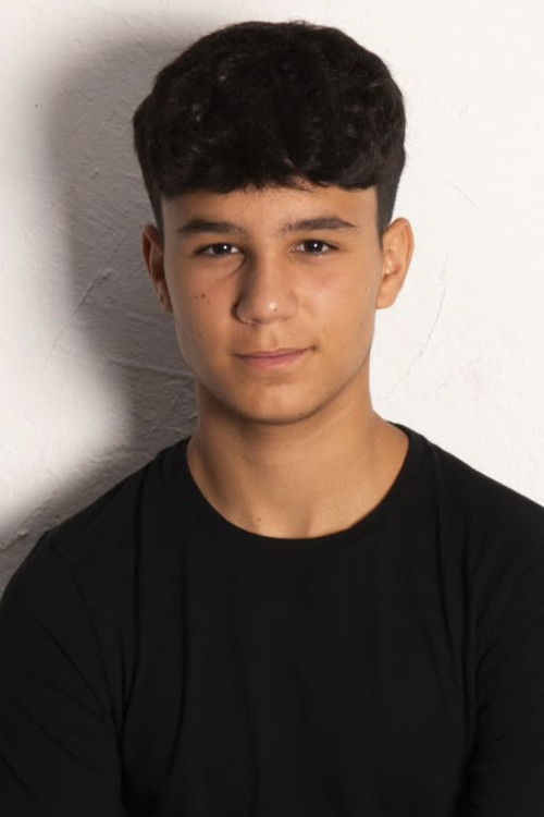 Адриáн Муñоз