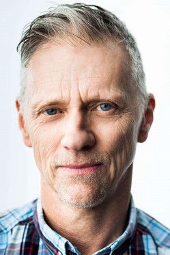 Марк Хеннессй