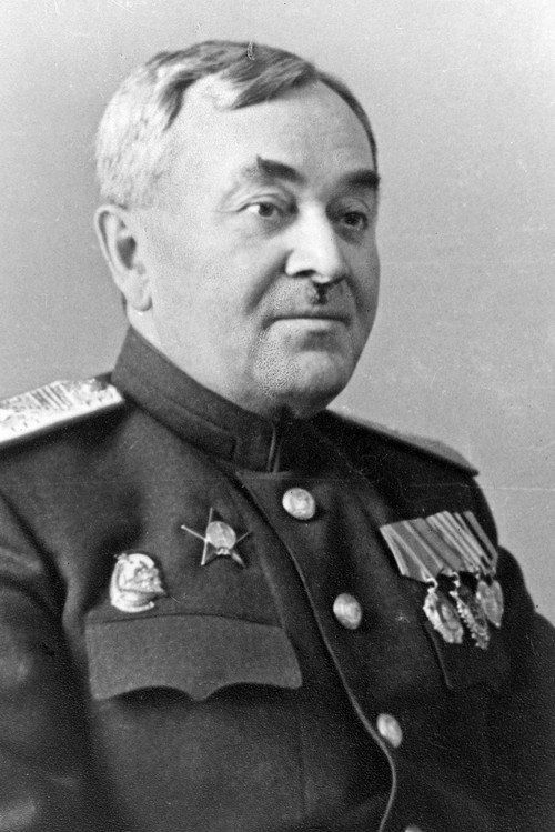Алеxандер Алеxандров