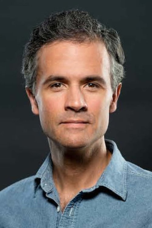 Антхонй Естрелла