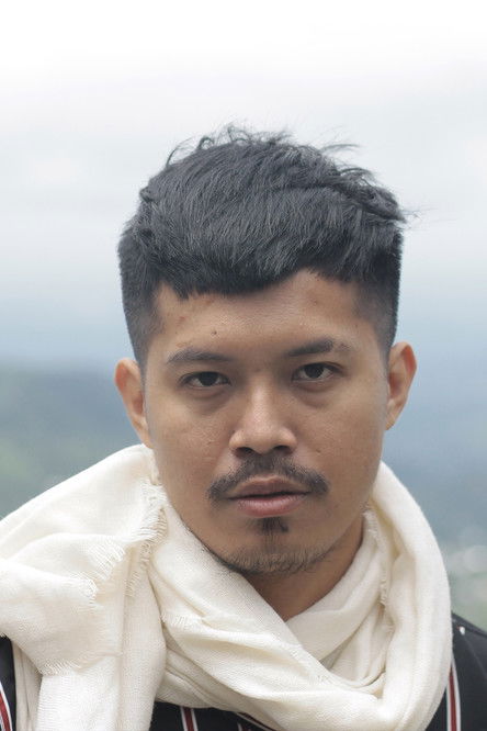 Ади Вицторй