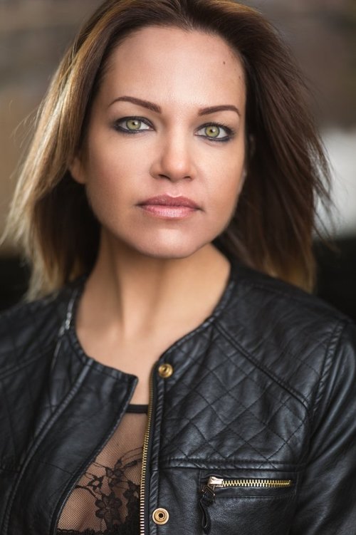 Jоанне Маттхеwс