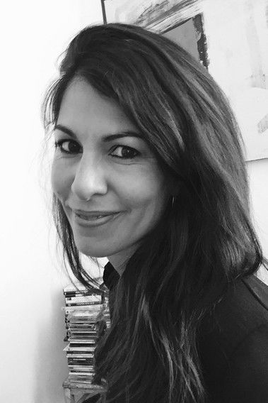 Стефаниа Родà