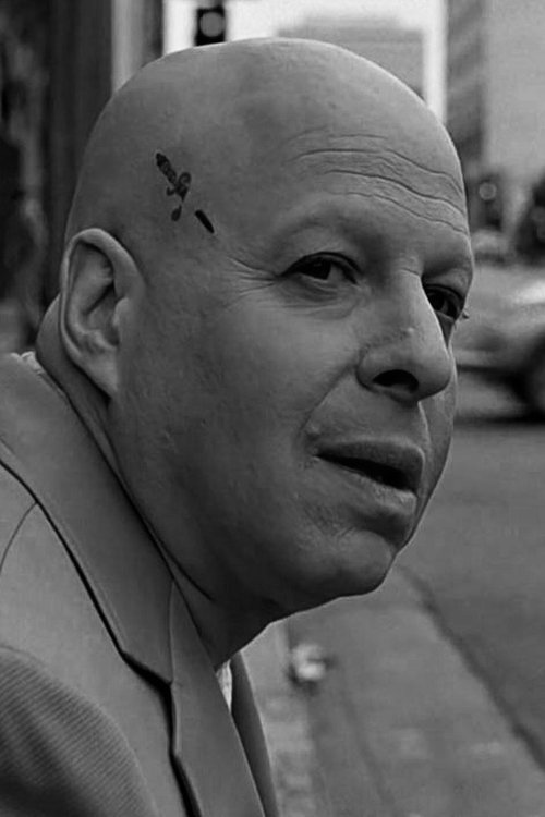  Николас Уорт