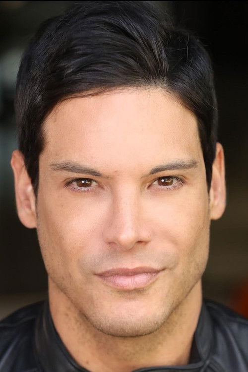 Адам Даниел