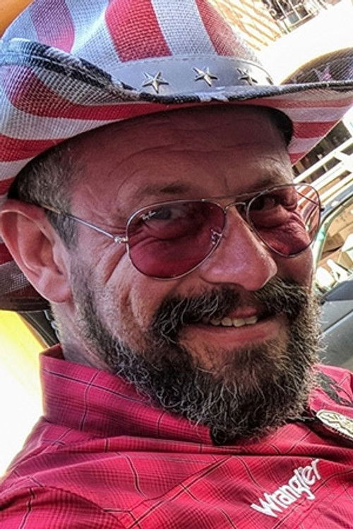 Топхер Стоне