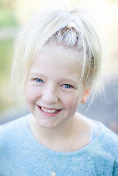 Аверй Гловер