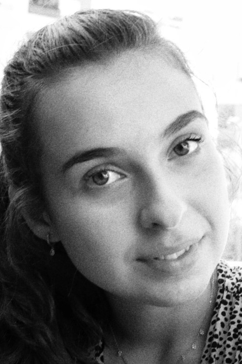 Ана Мартíнез