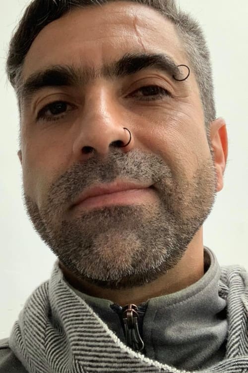 Естебан Монрой