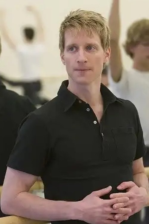 Етхан Стиефел