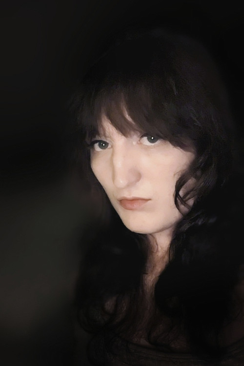 Хазел Норwоод