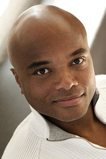 Леон Wиллиамс