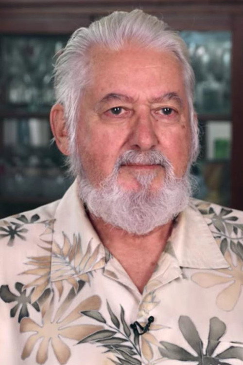 Деннис Е. Jонес