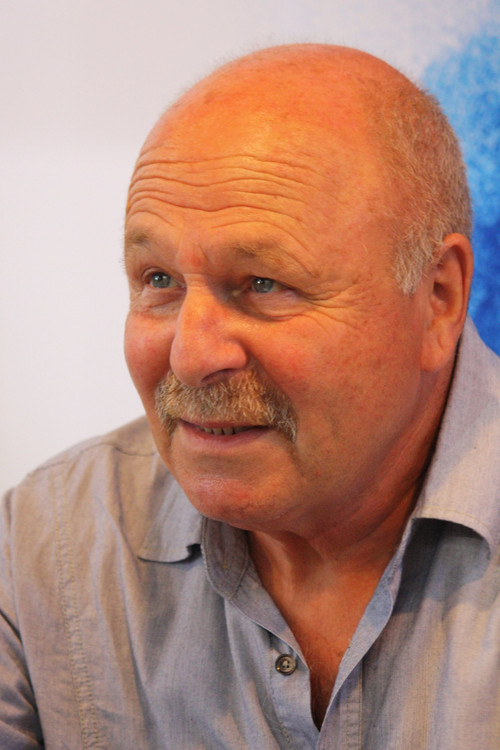 Петр Скоумал