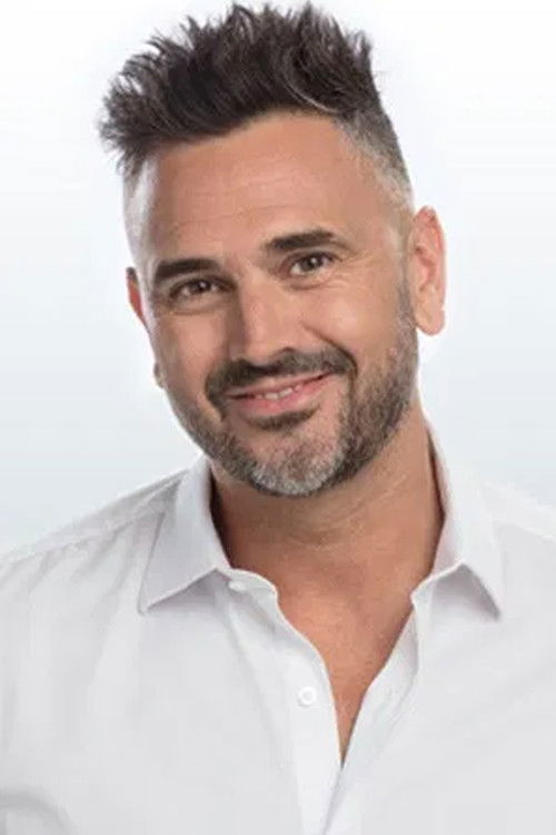 Лео Монтеро