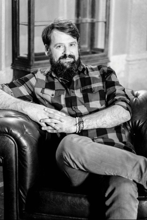 Артуро Андújар