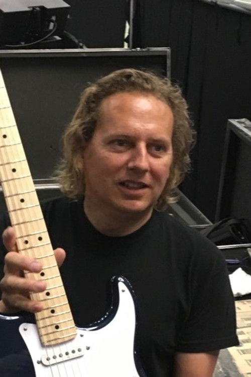 Дан Деарнлей