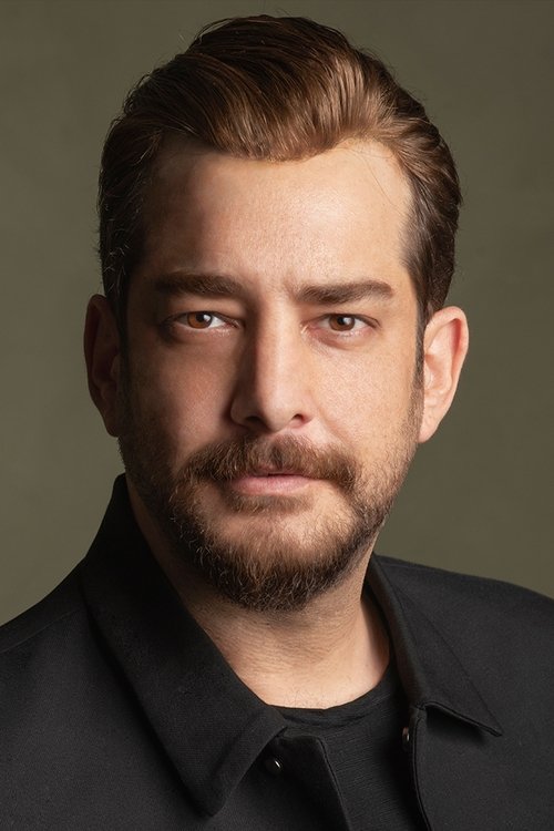 Енис Арıкан