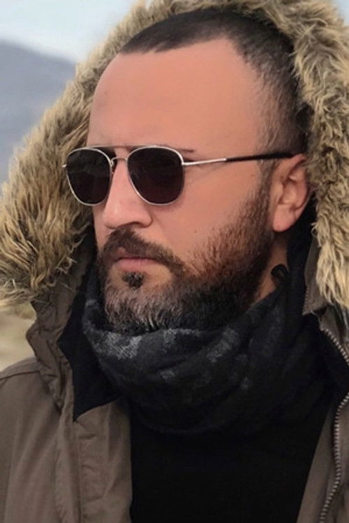 Тайфун Белет