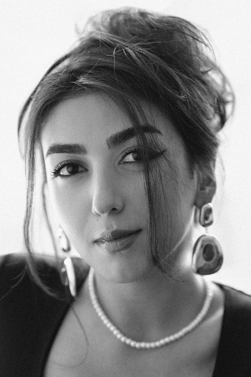 Марйам Есмаеили