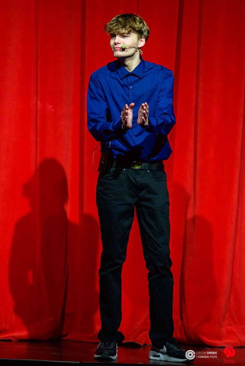 Jулес Цхагнон