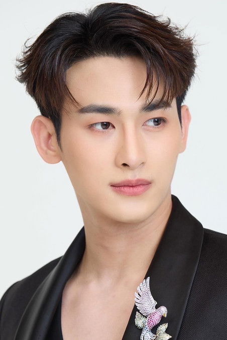 Сарунсатхорн Танаwатцхараwат