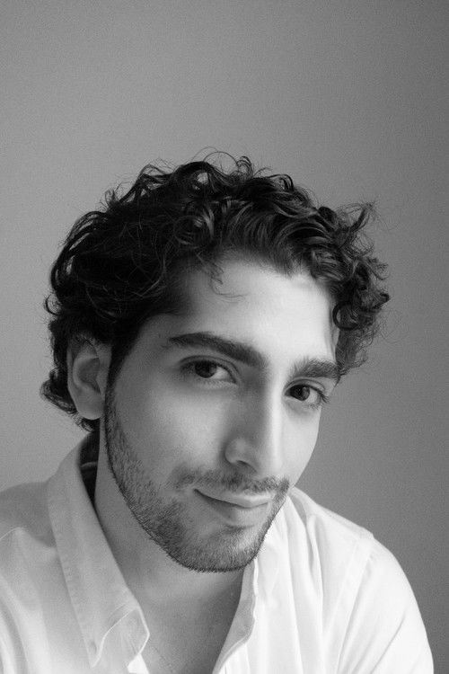 Незар Алкуjок