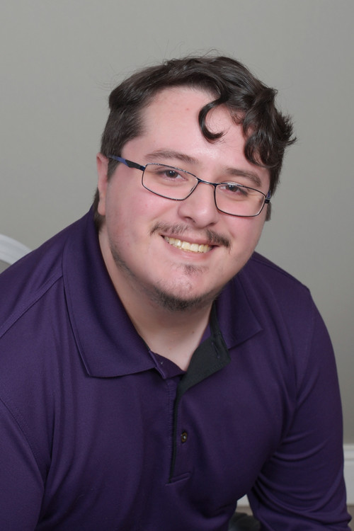 Адам Арагон