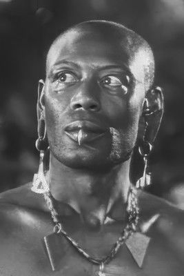 Натхан Цуррй