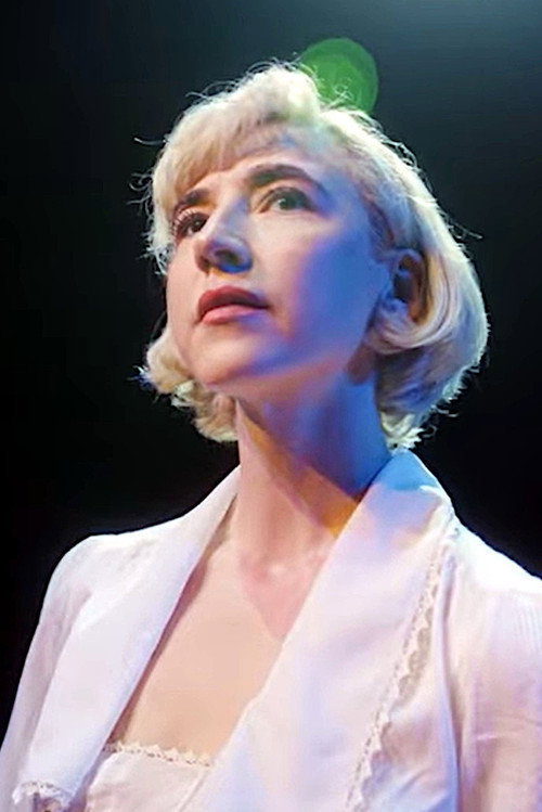 Jулиа Кнител