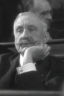 Георгес Денеубоург