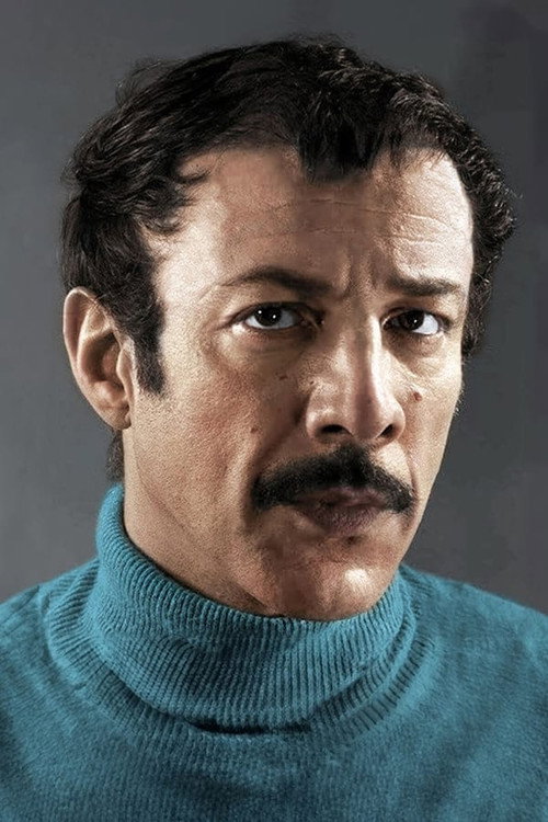 Мüнир Öзкул