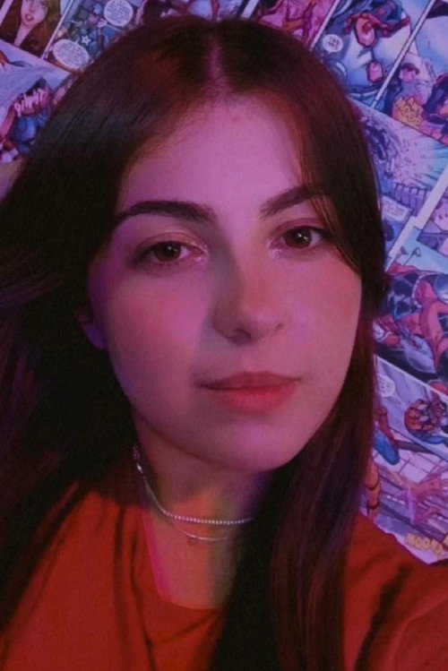 Емиллй Кауанй