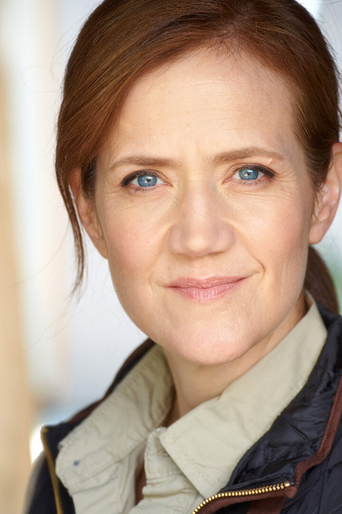 Нанцй Стоне