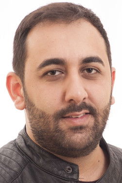 Елнур Qəдиров