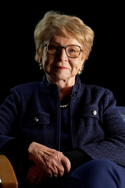 Jуне Сцобее Родгерс