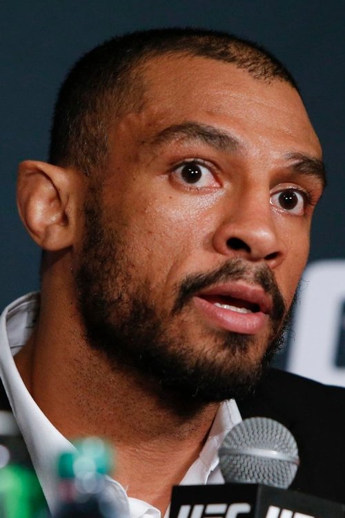  Роан Карнейру