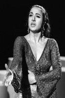 Долорес Варгас