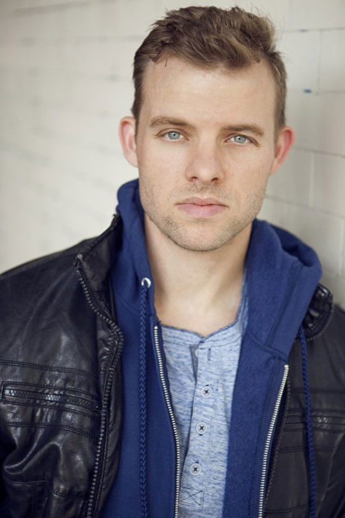 Jустин Гилберт