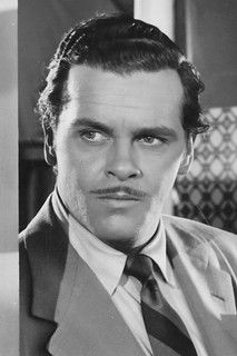 Едмунд МацДоналд