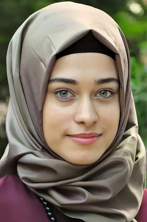 Бüşра Айайдıн