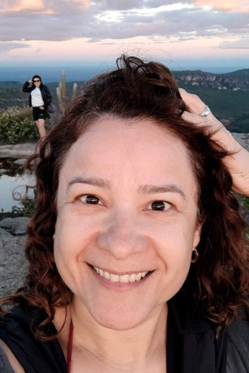 Цинтхиа Медеирос