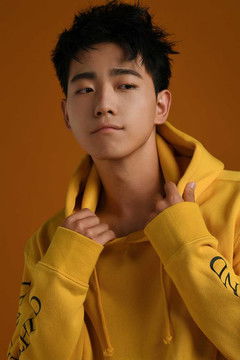 Чжэнь Цзы Ци