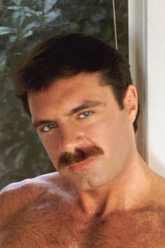 Гленн Стеерс