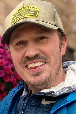 Адам Гоwланд