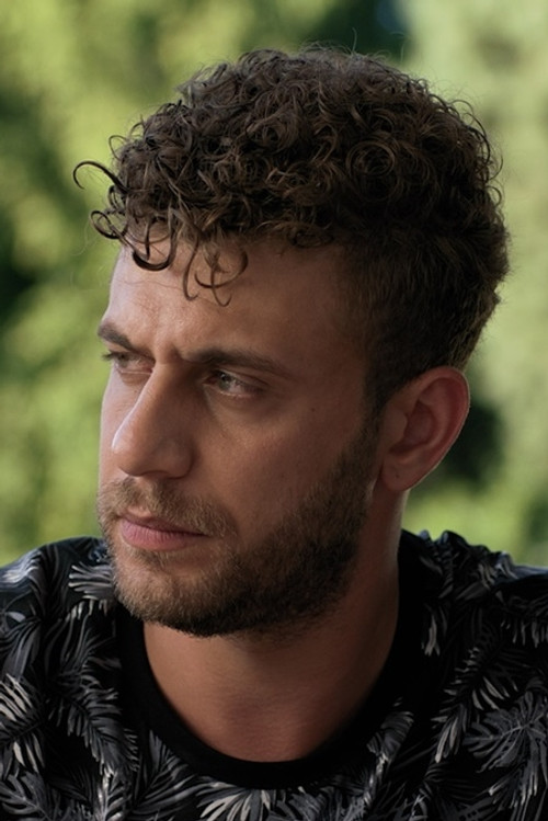 илкşанс Тан