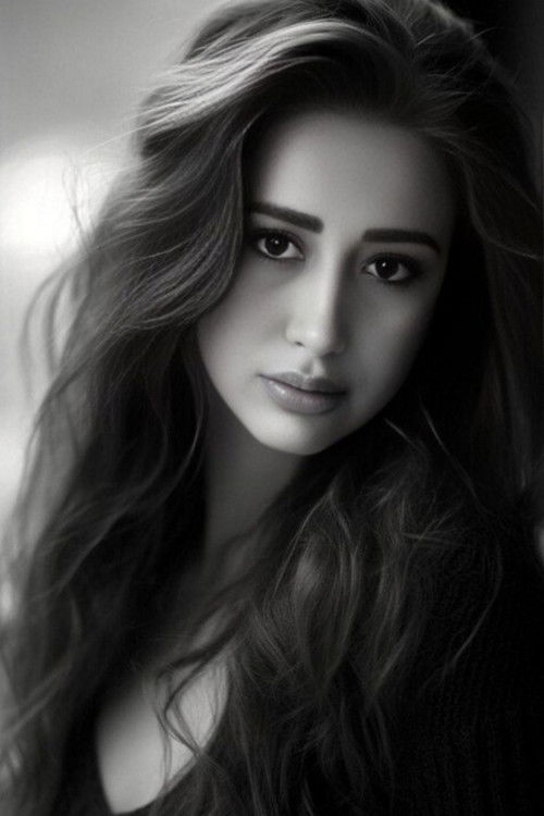 Хелиа Бехрооз